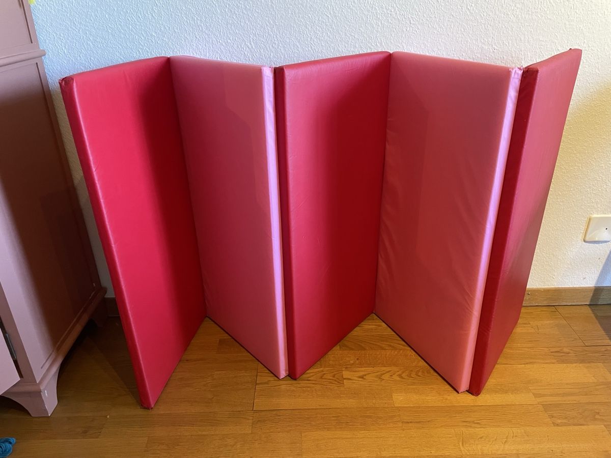 Ikea Tapis de jeu: 3x Ikea Pflufsig Gymnastikmatten – D'occasion à Basel par marcvo 1