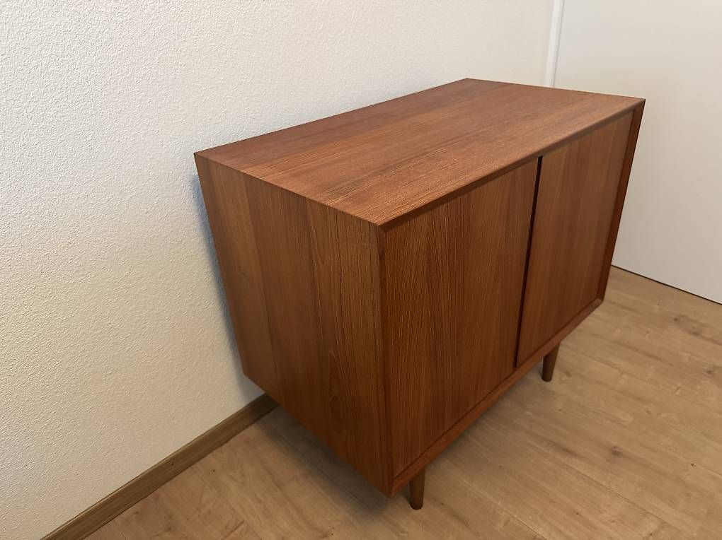Cassettiere: Cadovius Teak Sideboard Kommode Denmark 1960s – Usato da Ipsach venduto da Conejo59 1