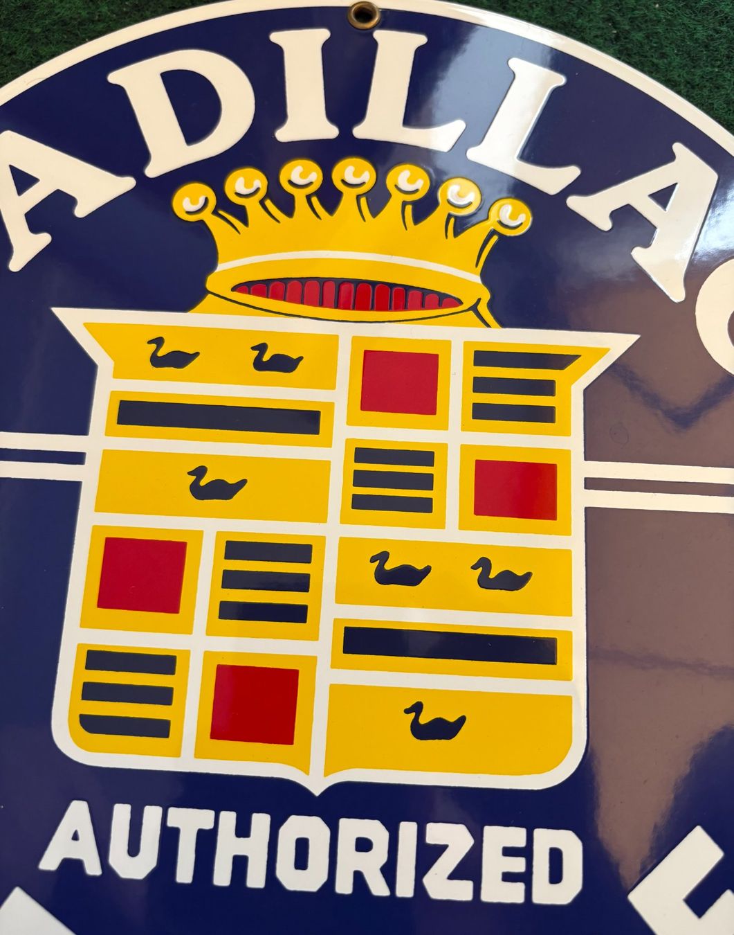 Cadillac Insegne: CADILLAC AUTHORIZED SERVICE – Usato da Ostermundigen venduto da wini63 3