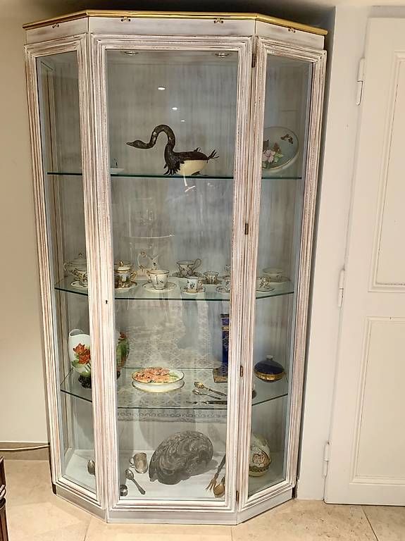 Vetrine: Vitrine éclairée – Usato da Le Mont-sur-Lausanne venduto da pasassez 1