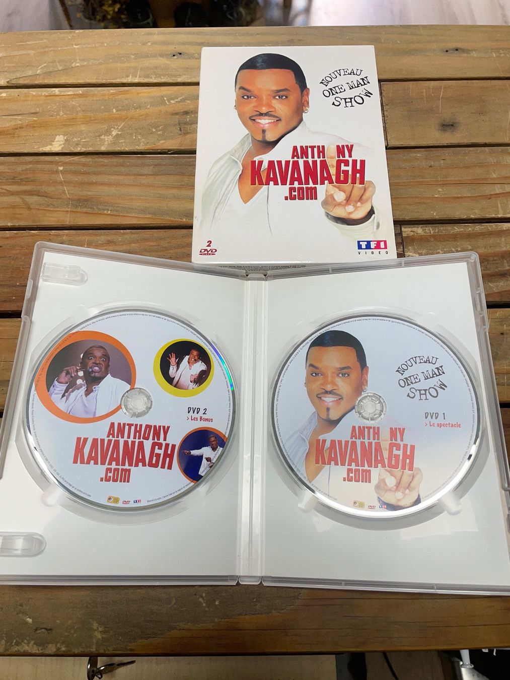 Tutti i DVDs: DVD Antony kavana´gh.com – Usato da moudon venduto da faucheur2 2