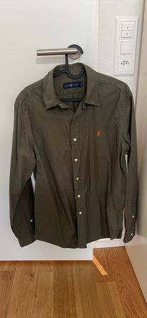 Burberry und Ralph Lauren Hemd