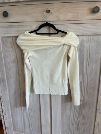 Edles Off-Shoulder Strick-Top in Creme, Grösse S