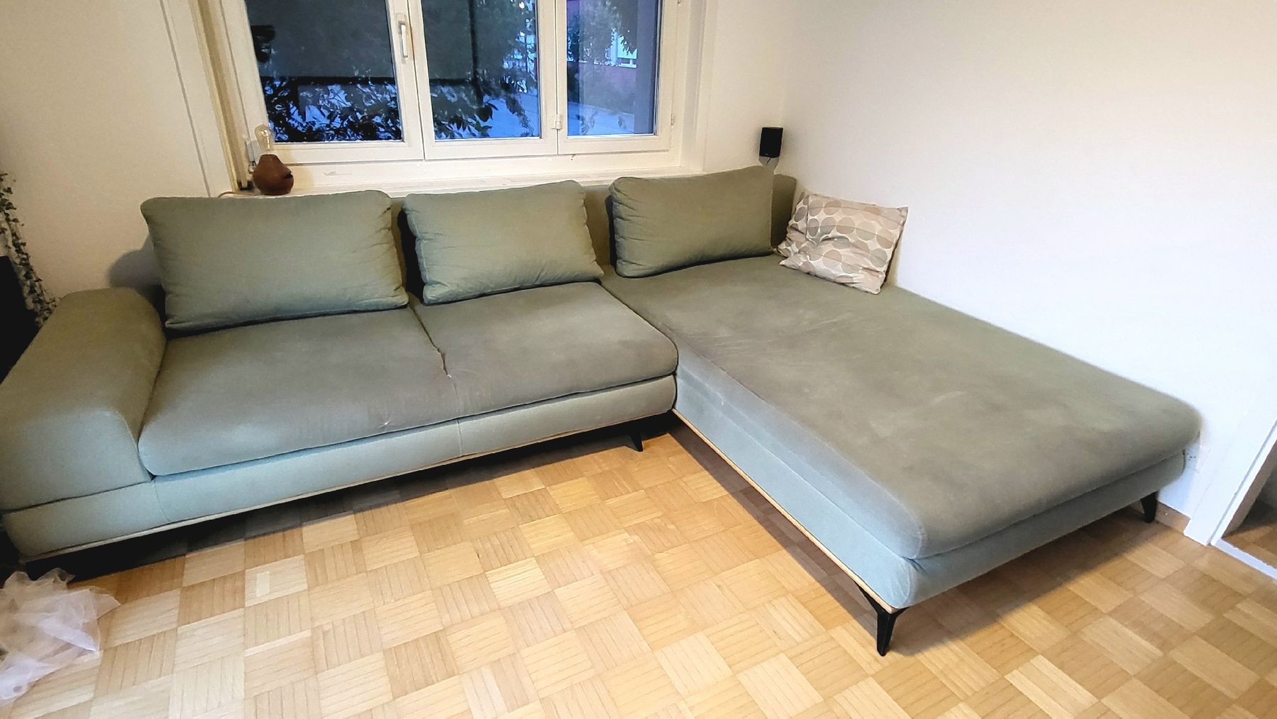 Conforama Divani: Ecksofa ausziehbar hellgrün Gebraucht Sofa – Difettoso da Arni BE venduto da ChunntDrus