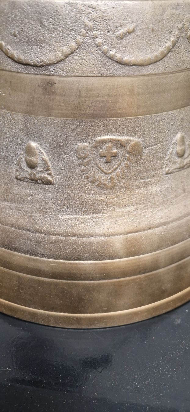 Glocken & Treicheln: Biaggi Glocke – Gebraucht aus Fischenthal von sackblitz 2