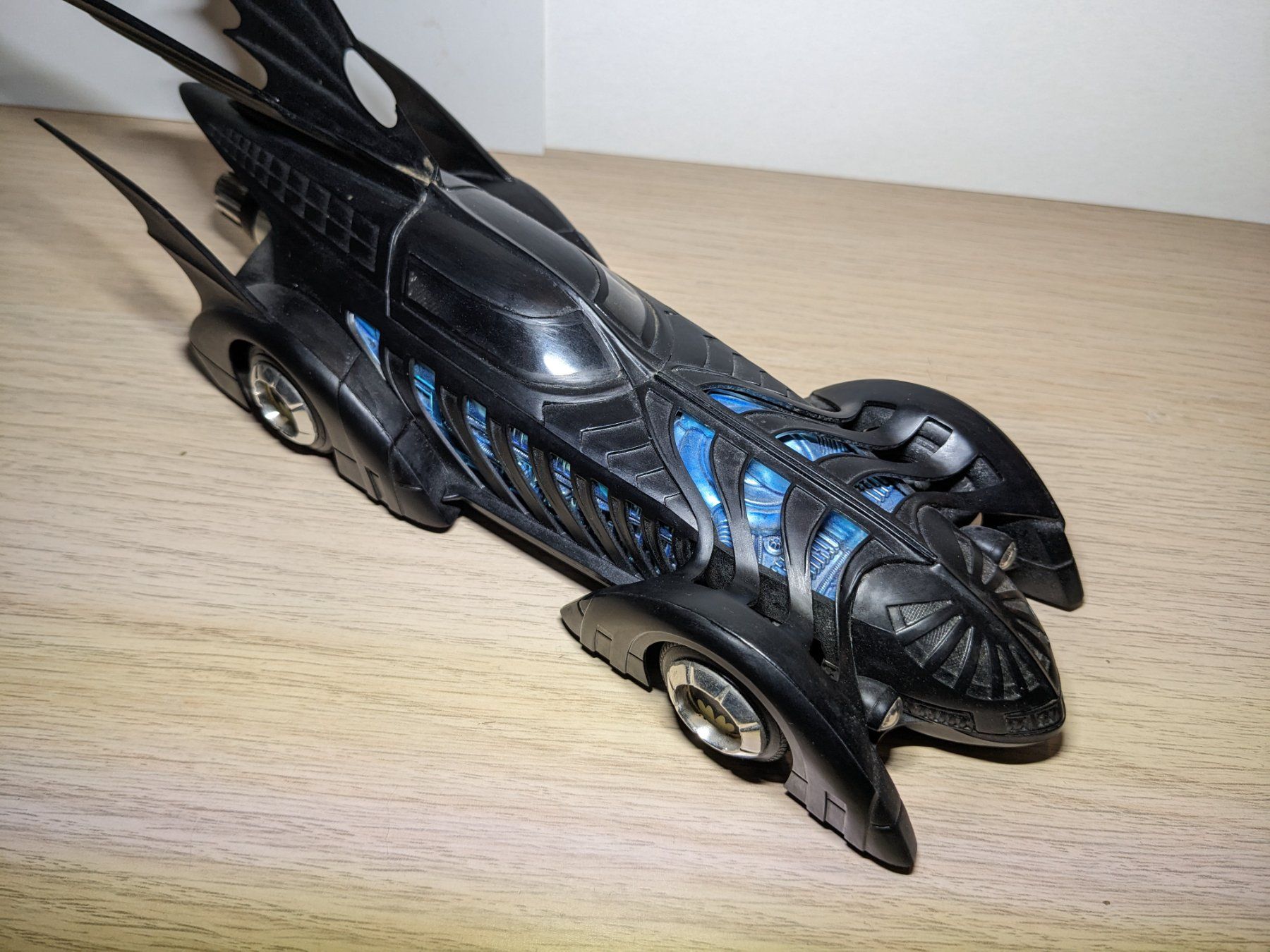 Revell Modellautos: Revell - AMT Batman Forever Batmobile 1-25 Model Kit – Gebraucht aus Gland von  2