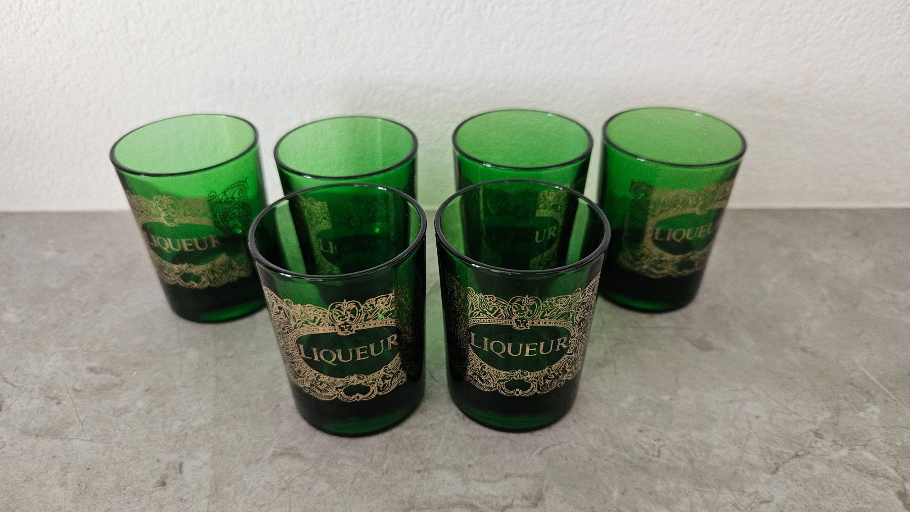 Bicchieri: 6 bicchieri verdi Liqueur – Usato da Melano venduto da H-Sara