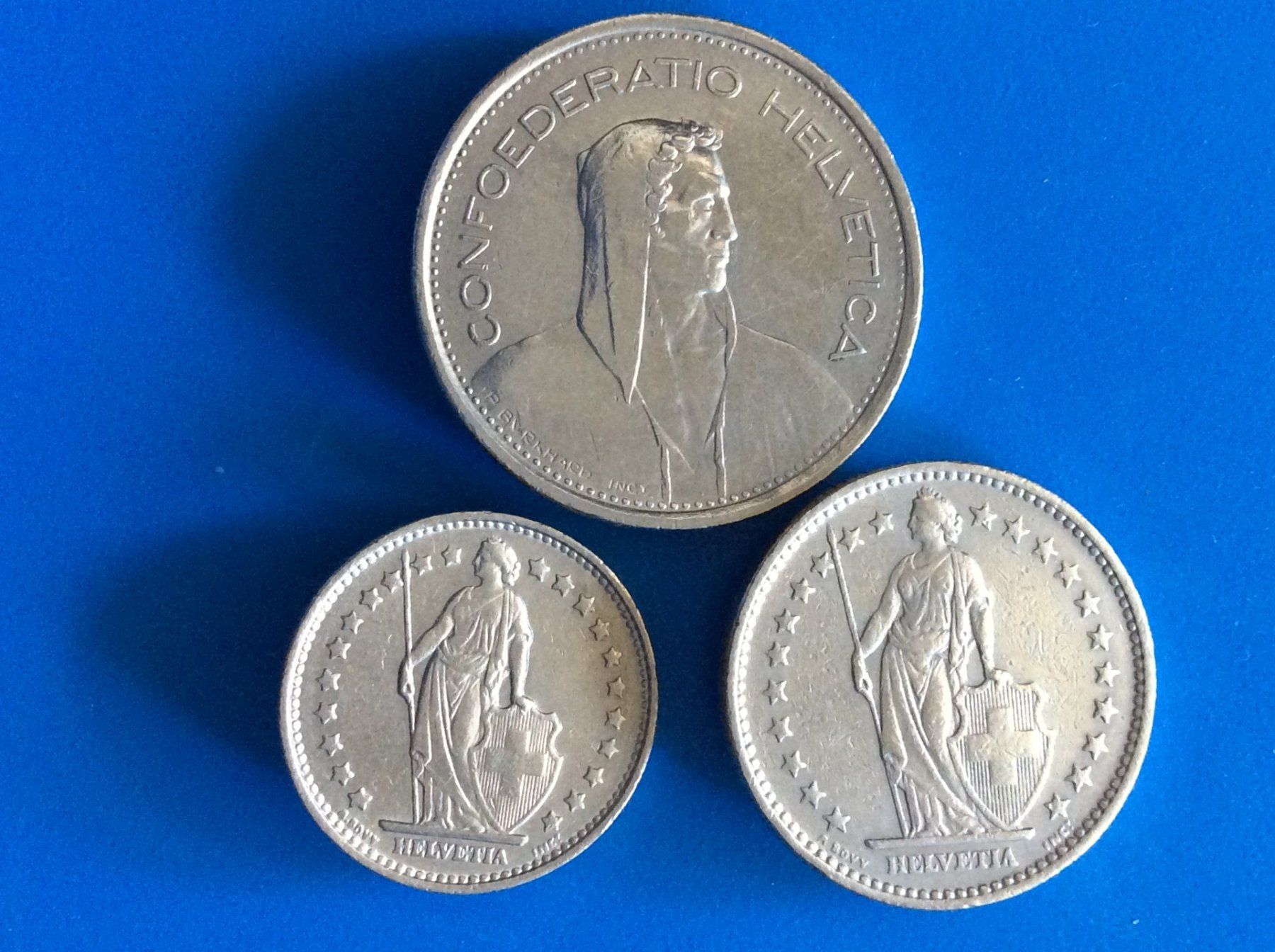 Tutti le monete: 5 + 2 + 1  francs  1968  Jolies – Usato da Genève venduto da pie_fh2d 1