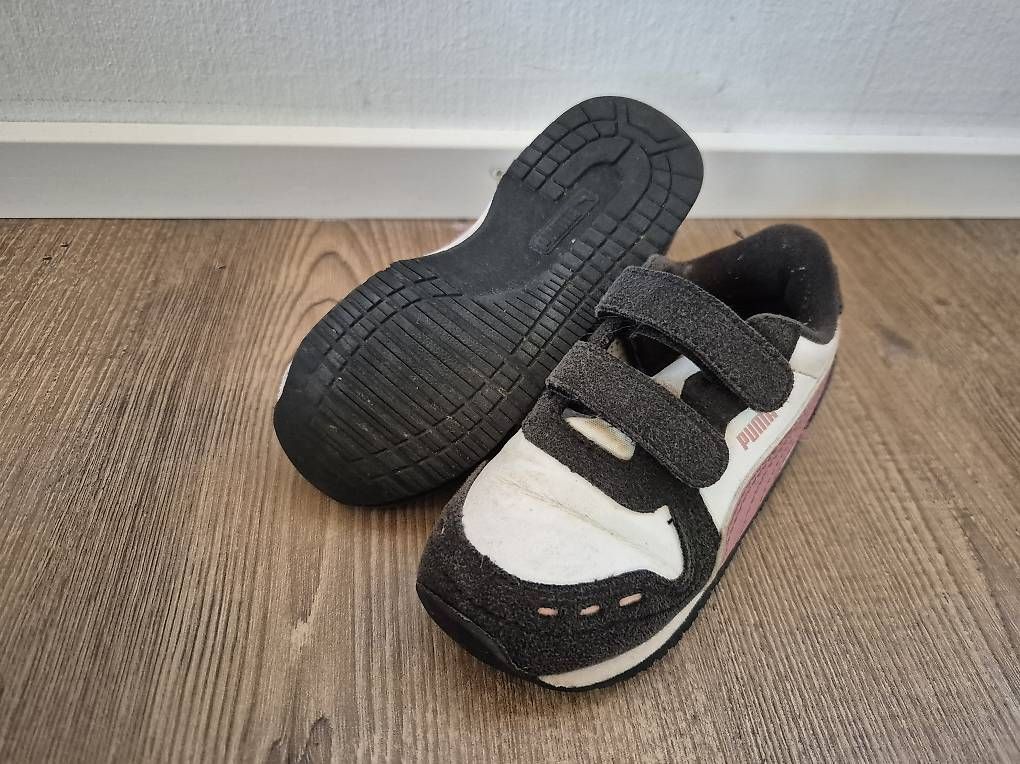 Scarpe per ragazzi: Kinderschuhe Puma – Usato da Horw venduto da arco35 1