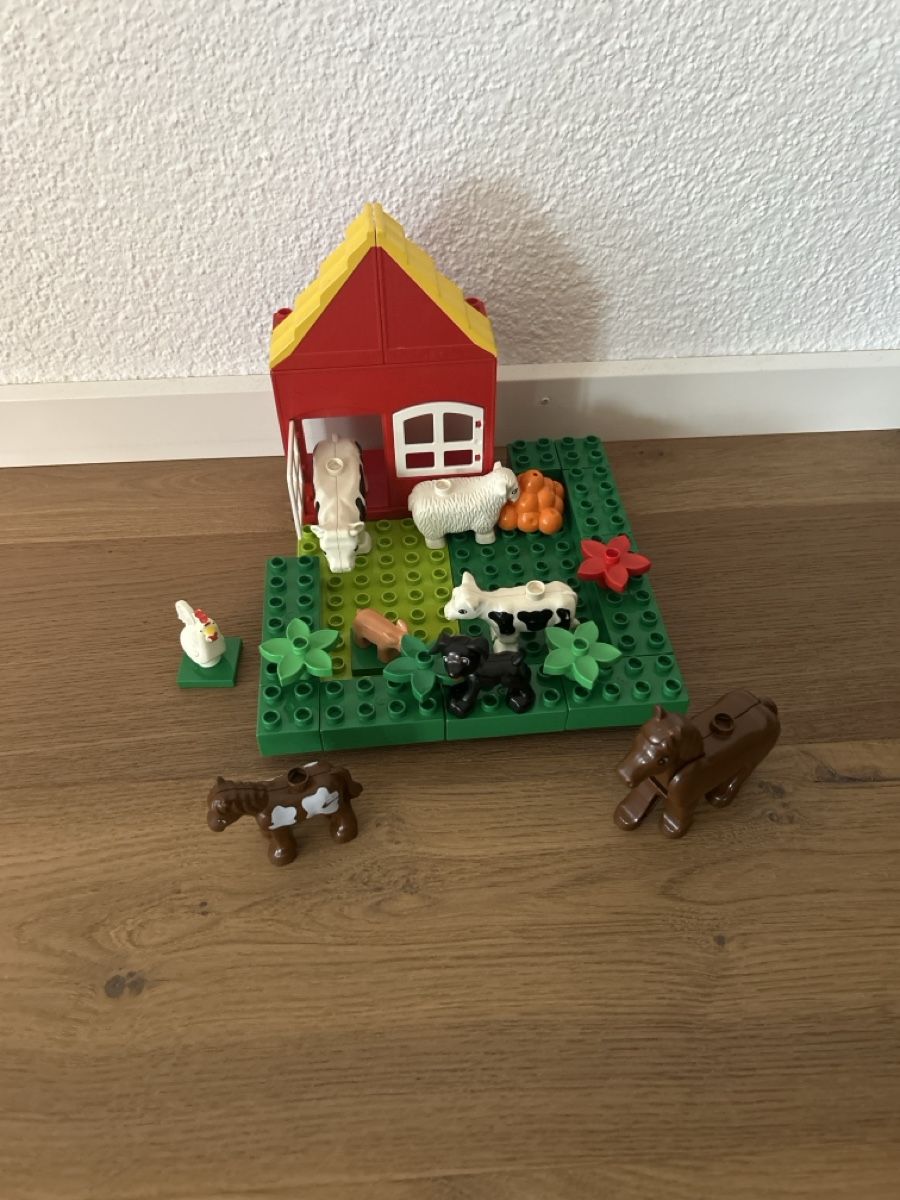 Lego Giocattoli: Lego Duplo kleiner Bauernhof – Usato da Fischbach- Göslikon venduto da Rommel