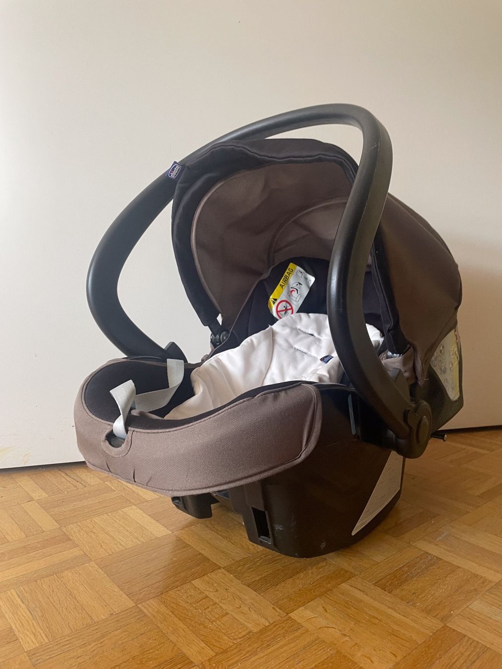 Chicco Seggiolini per auto: Auto-Kindersitz/Babyschale – Usato da Zürich venduto da 2014_turicum