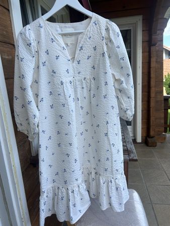Kleid Part Two weiss blau geblümt Grösse 38 guter Zustand