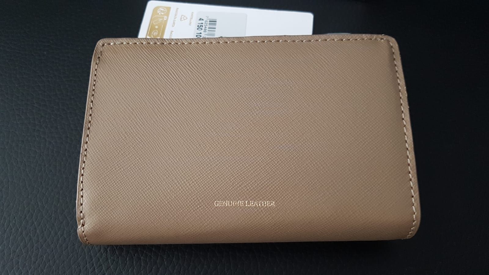 Guess Portamonete: Portemonnaie Guess Leder. – Nuovo e nell'imballaggio originale da Zürich venduto da ata_c8nh 8