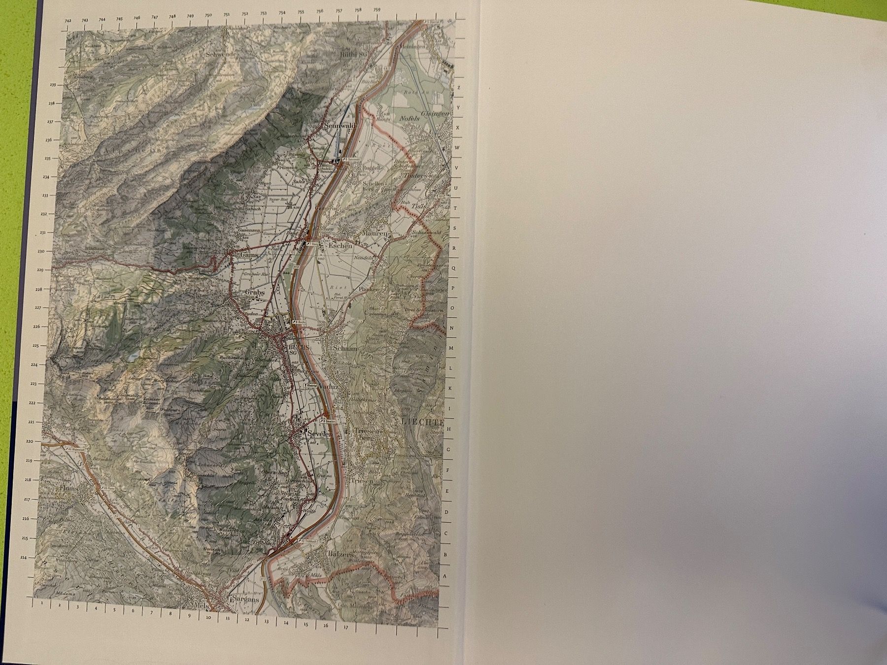 Libri: Hans Stricker: Die Namenlandschaft Werdenberg. – Usato da Zürich venduto da allp 1