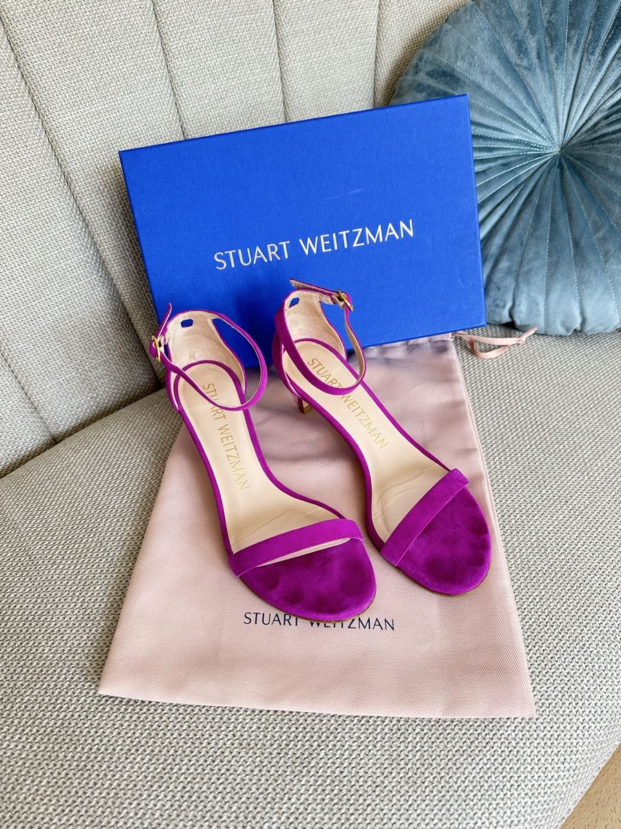Stuart Weitzman Damenschuhe: Stuart Weitzman Suede Sandals – Neu (gemäss Beschreibung) aus Schaffhausen von LisaU 2