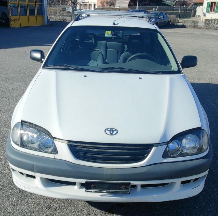 Toyota Avensis 2.0