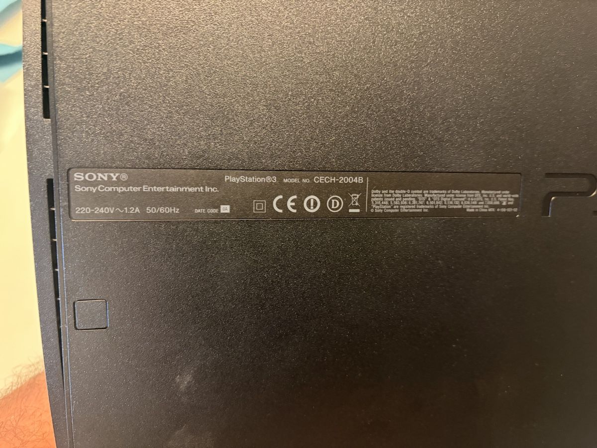 Sony Console: PS3 Slim 250GB – Usato da Urtenen-Schönbühl venduto da joaoferreira 1