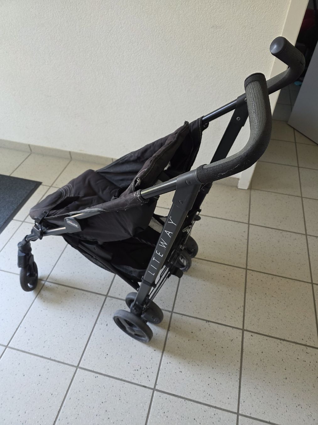 Chicco Carrozzine: Pousette canne Chicco Liteway – Usato da Cudrefin venduto da Jamy201289 1