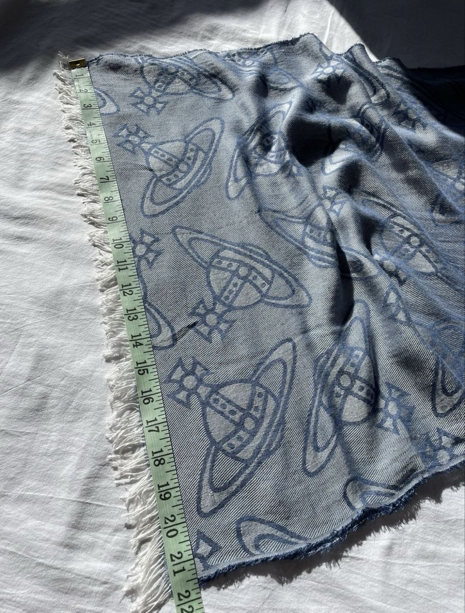 Foulard & Sciarpe: Vivienne Westwood Schal Orb Monogram – Usato da Niederbipp venduto da surname12346 1