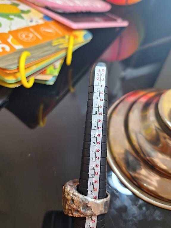 Anelli: Silber-Ring mit Turmalin, goldumrandet – Usato da Olten venduto da si91 1