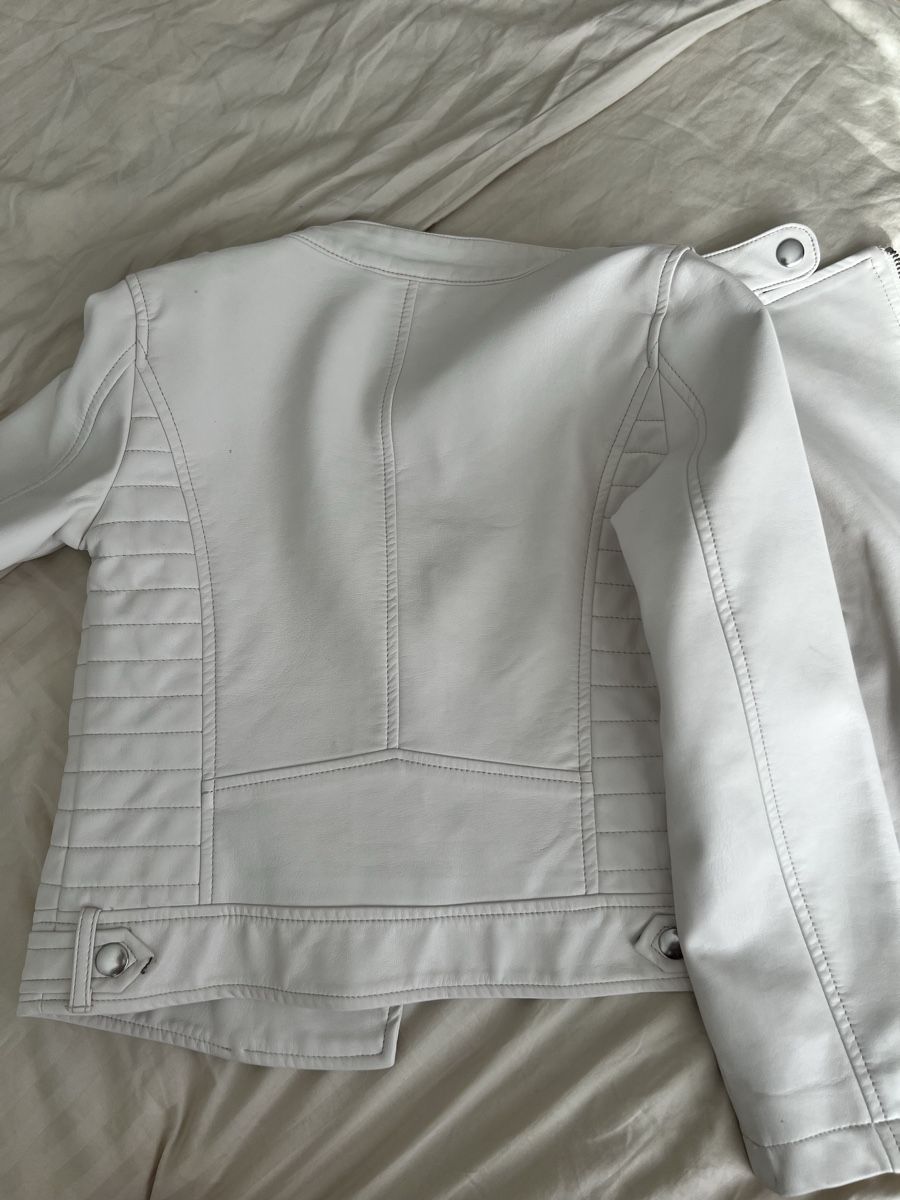 Giacche & Cappotti: Weisse Kunstlederjacke Gr. 128 – Usato da Meggen venduto da mar_7r7m 3