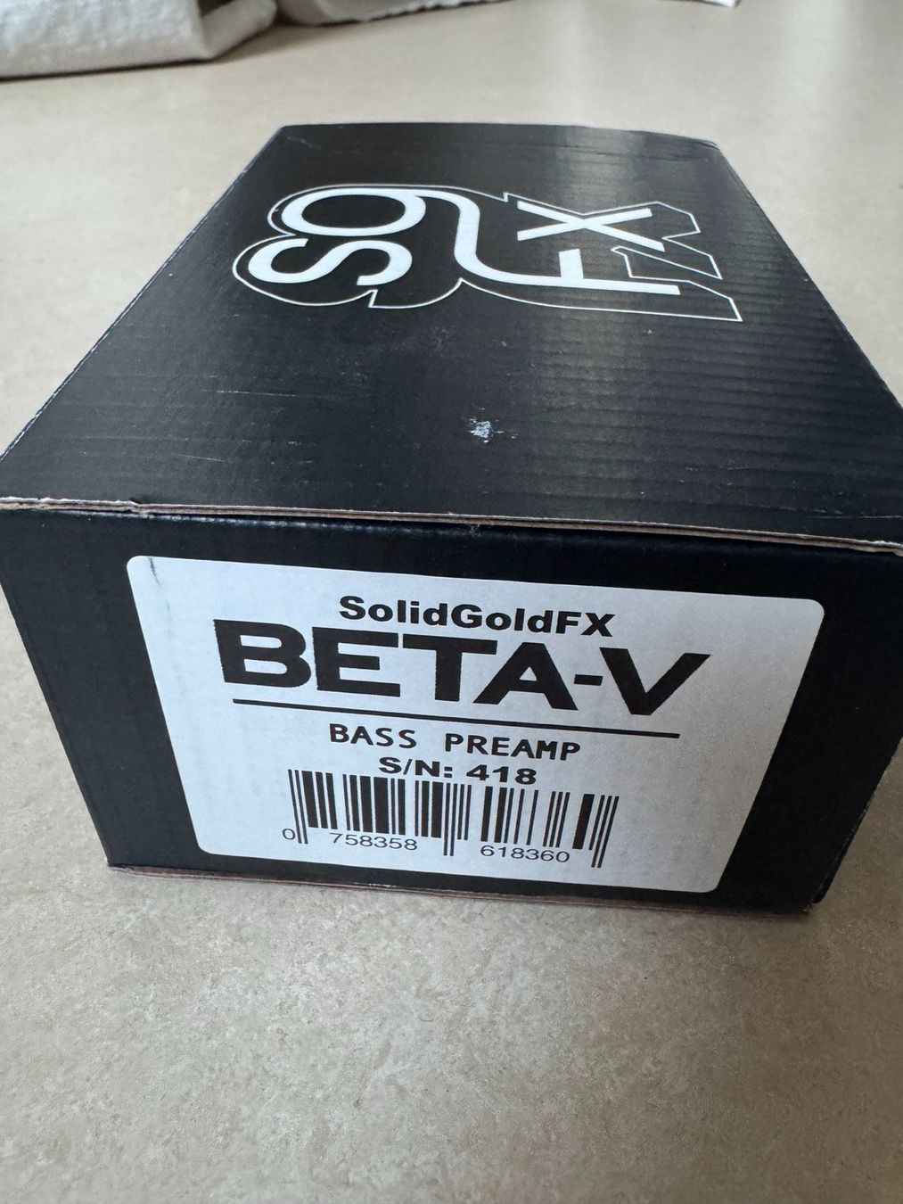 Strumenti musicali: SolidGoldFX Beta-V Bass Preamp / Overdrive – Usato da Zürich venduto da remierancid 3
