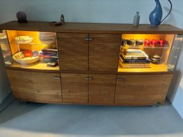 Wohnzimmerschrank / Buffet, Holz,  Wildeiche, geölt.