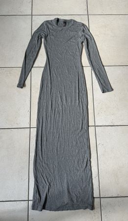 Skims Kleid