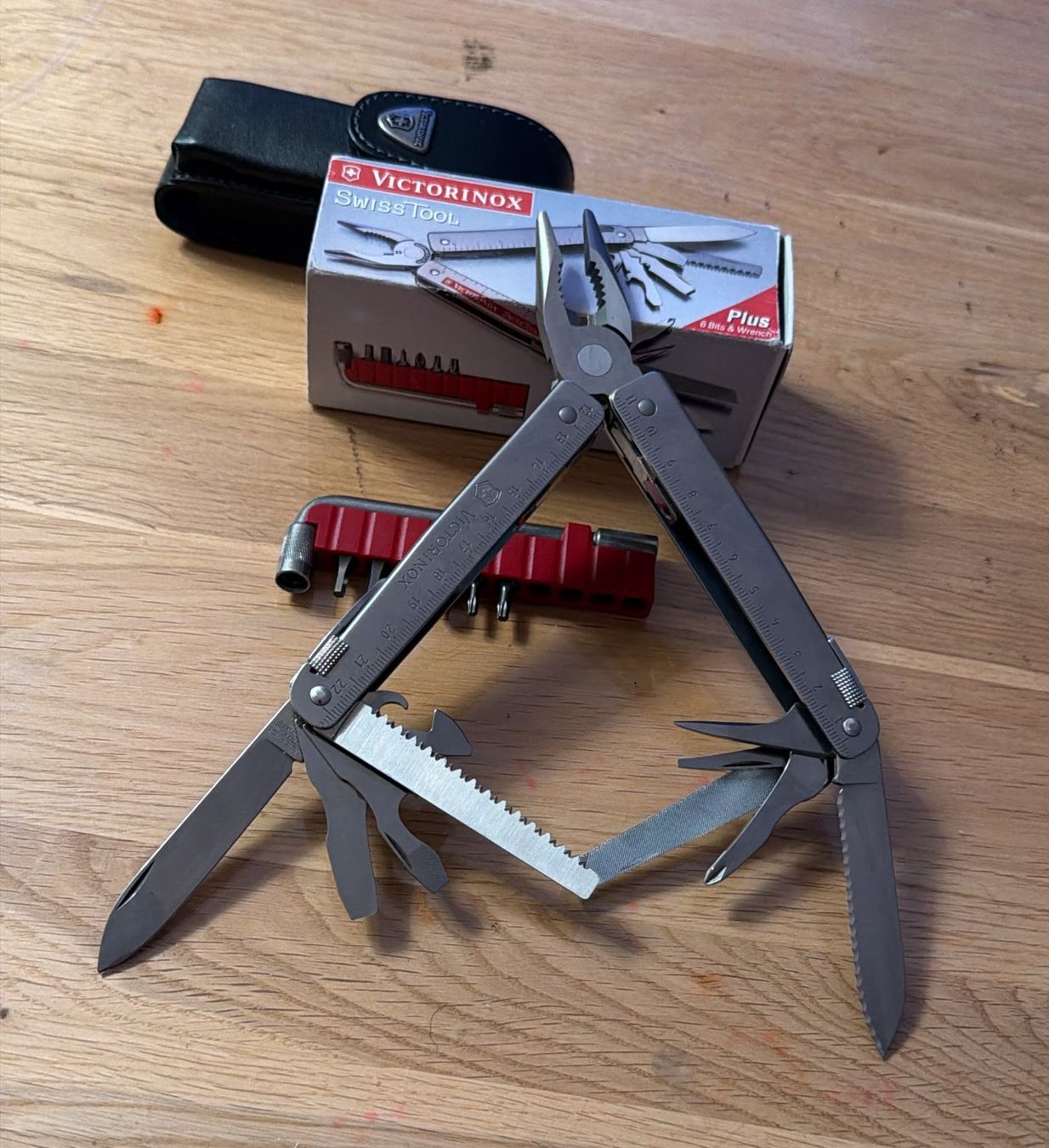 Victorinox Coltelli tascabile: VICTORINOX SWISSTOOL PLUS – Nuovo e nell'imballaggio originale da Zürich venduto da Frei-Occasionen 8
