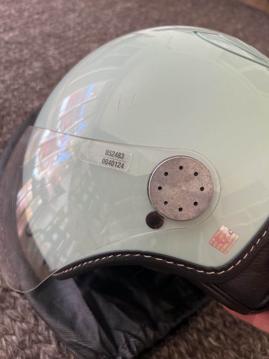 Helme & Visiere: Vespa Helm Grösse M mint  – Gebraucht aus Zürich von Rigoros 2