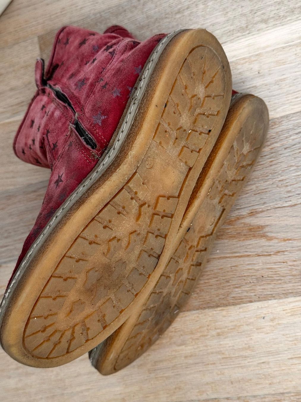 Scarpe per ragazze: Ocra shoes, size 35 – Usato da Basel venduto da ade_n9g8 2
