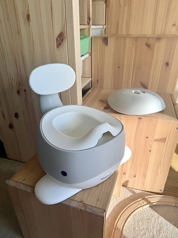 WC: KindsGut Töpfchen Wal mit Rückenlehne – Usato da Basel venduto da TineDittmar 3