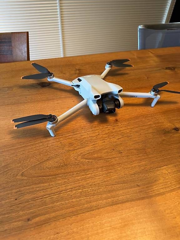Modellismo RC: DJI mini 3, fly-more combo – Usato da Zürich venduto da nat_6m2l 1