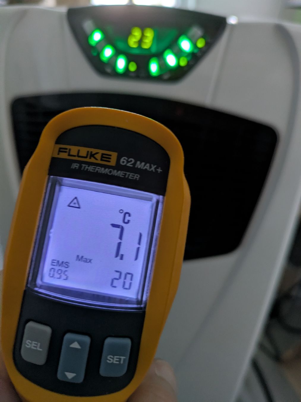 Nanyo Condizionatori: Climatisateur Mobile Nanyo 25A – Usato da Les Breuleux venduto da echappatte 5