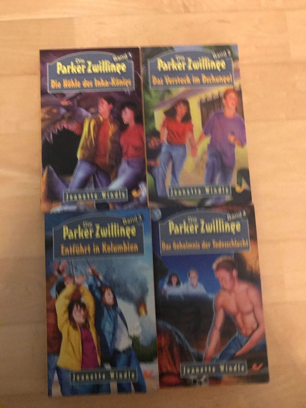 Libri: Die Parker Zwillinge 1-4 – Usato da Kriens venduto da Schneeweisschen9