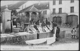 1905 AK belebt Wasch Frauen am Brunnen o Buchillon VD ab 1.-