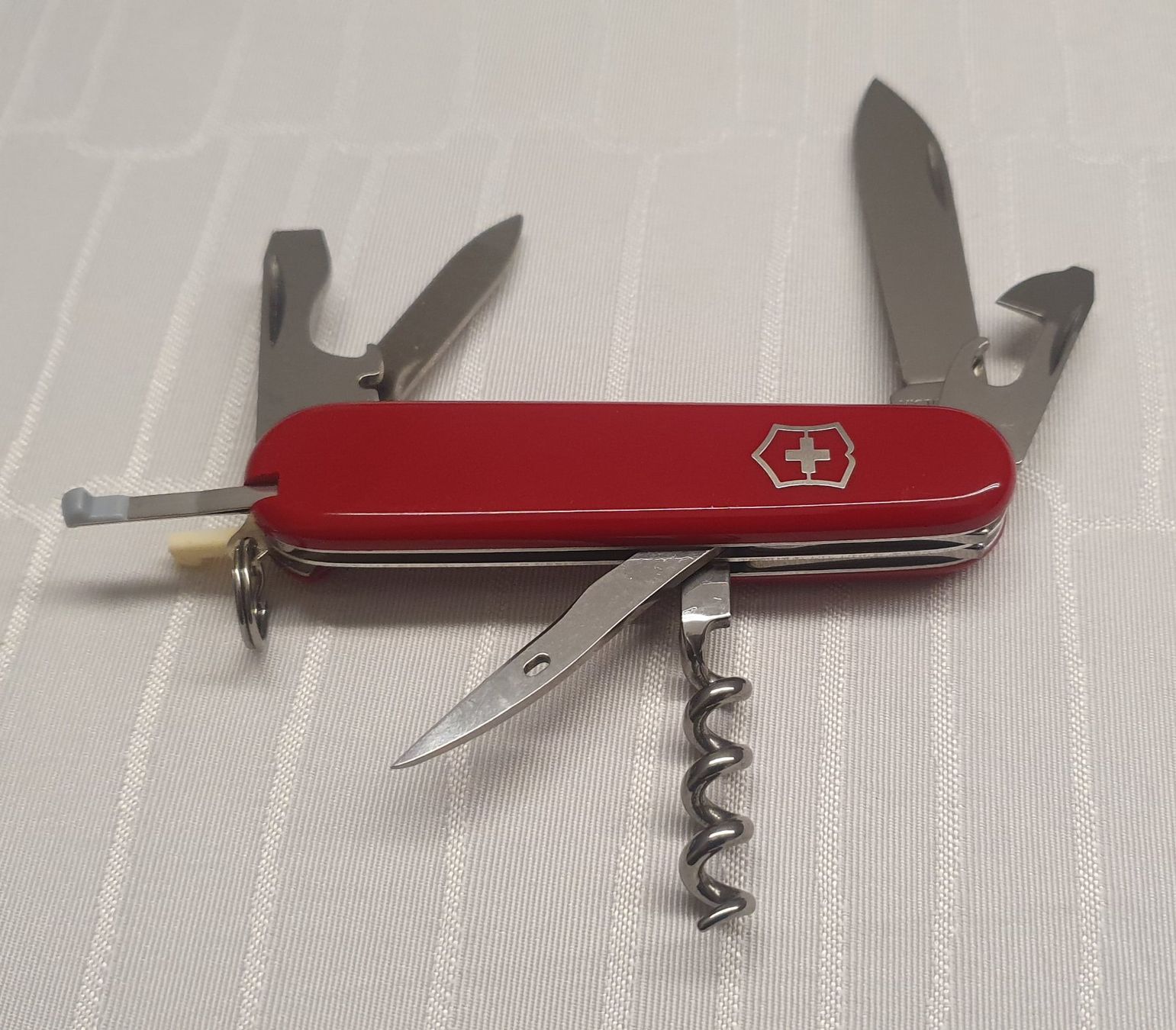 Victorinox Coltelli tascabile: 3 Victorinox Sackmesser mit Logo – Usato da Härkingen venduto da MarianneSi 7