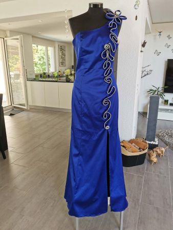Wunderschönes Abendkleid von J'ADORE