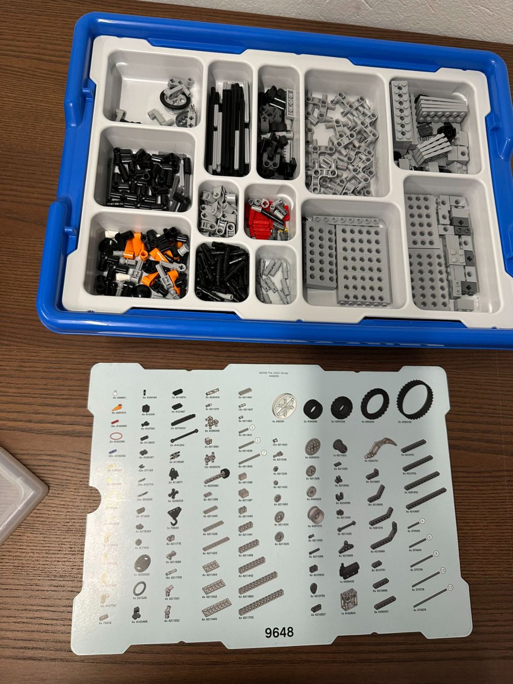 Lego Kit di costruzioni: LEGO Education 9648 MINDSTORMS NXT Technic mit Box – Usato da Dübendorf venduto da Limmatwerk 1