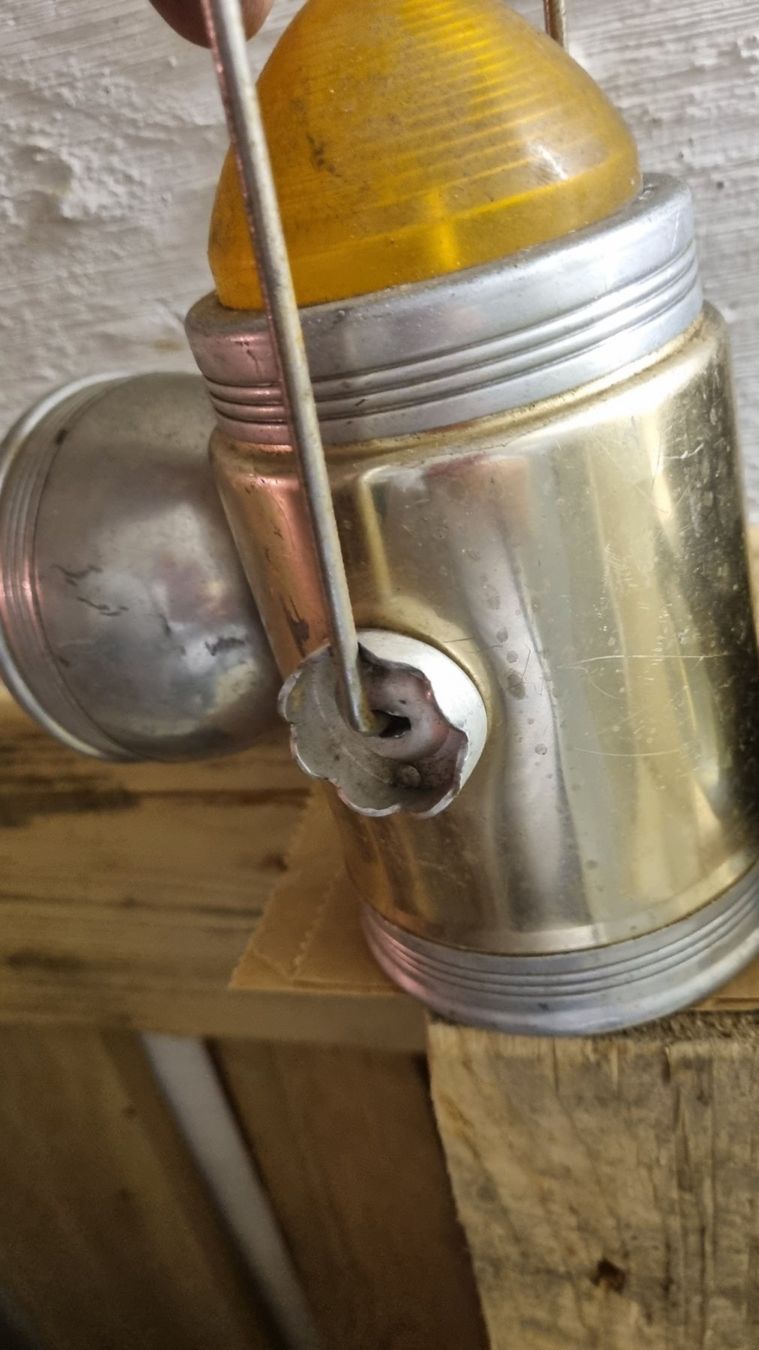 Lampes: 2 Oldtimer Warnlampen , Warnblinklampen, – Défectueux à Basel par Jcva 6