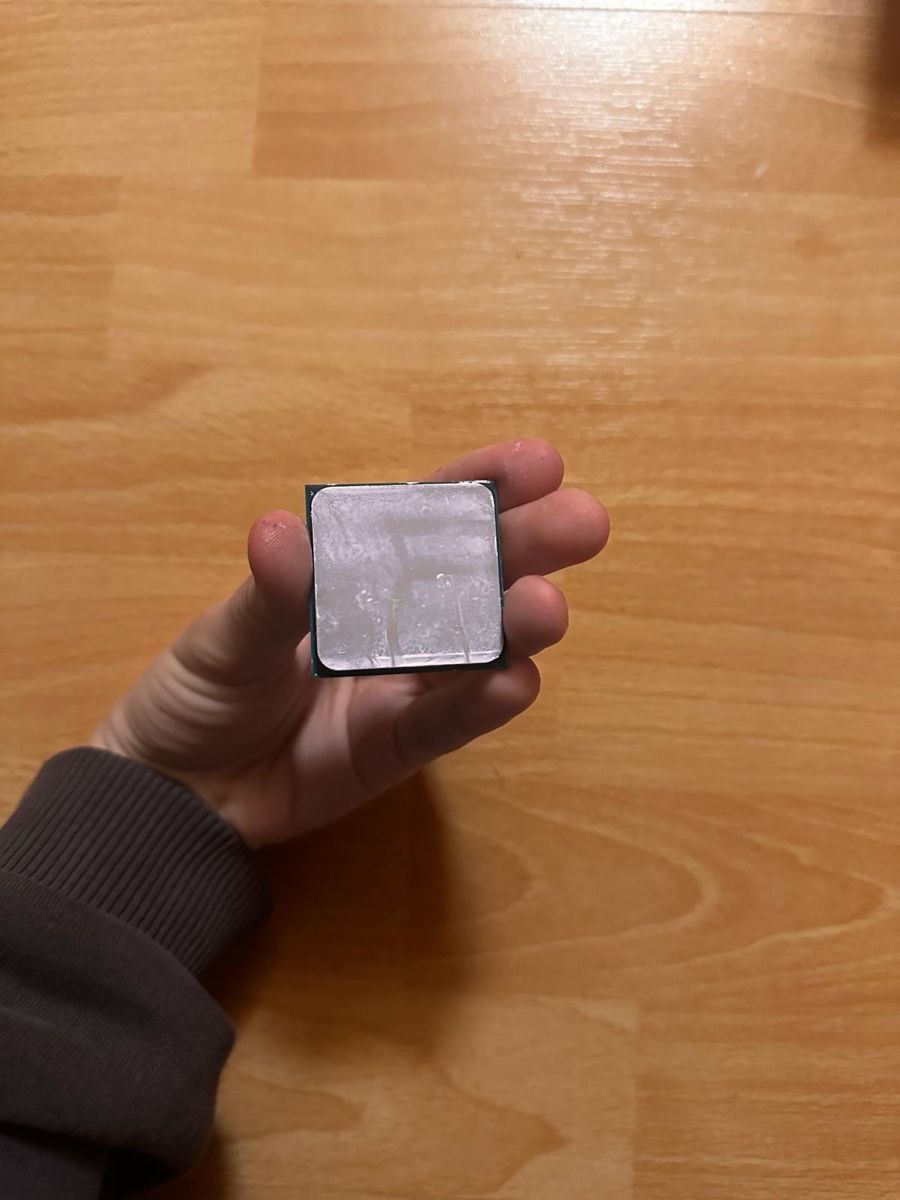 Amd Composants électroniques: AMD Ryzen 7 1700 CPU – D'occasion à Tuggen par Matt.Sp 1
