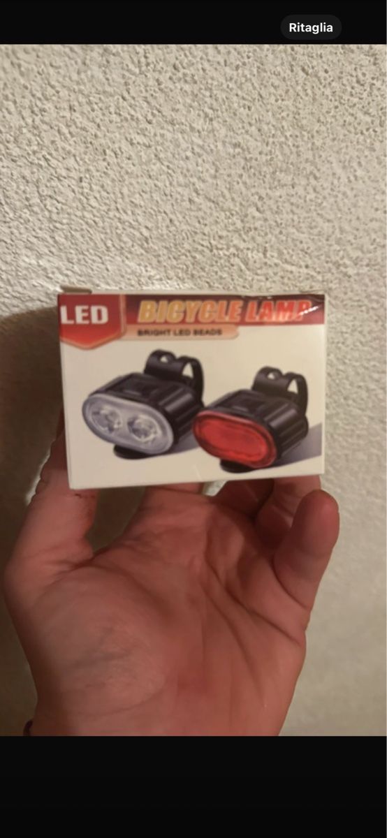 Autres accessoires p. véhicule: Luci Led bici – Neuf avec emballage d'origine à Buchs SG par dom_xzn9