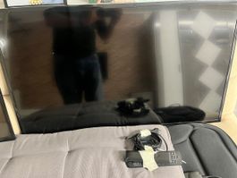 SAMSUNG TV