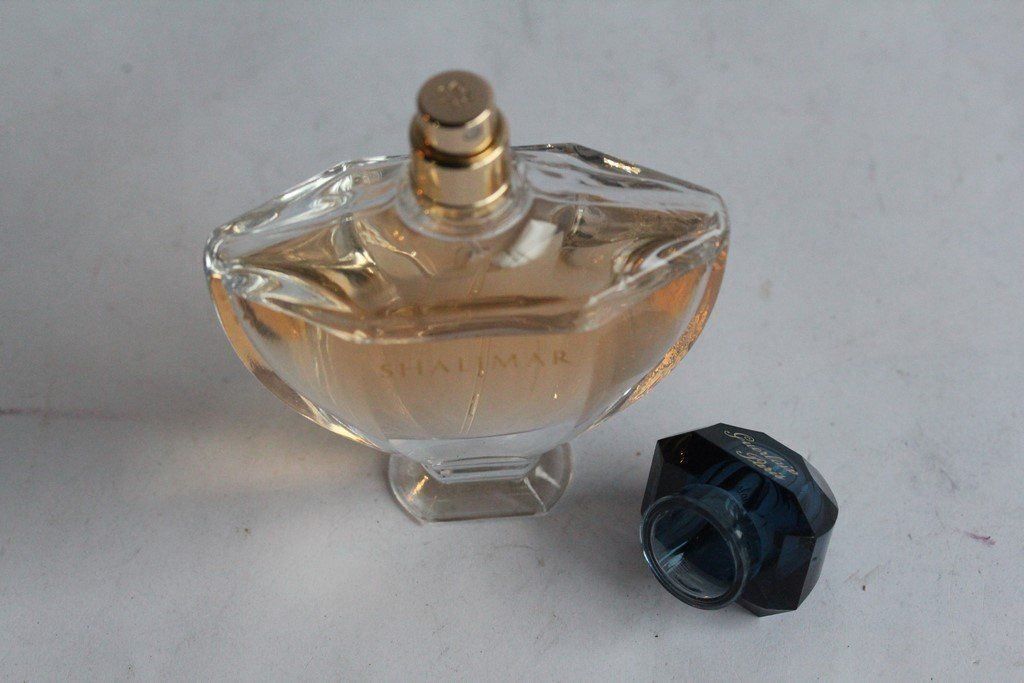 Guerlain Parfum & Eau de Toilette: GUERLAIN Eau de toilette Shalimar 50 ml – Gebraucht aus Vandoeuvres von Dom-Tom 1