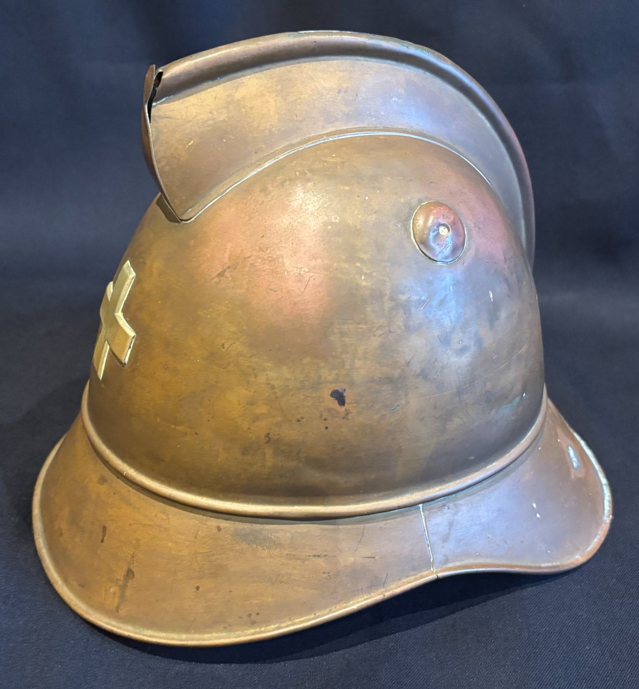Pompieri: Antiker Feuerwehrhelm mit Schweizer Kreuz – Usato da Bern venduto da Chraebu2 2