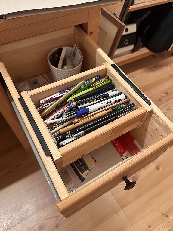 Ikea Bureaux: Hemnes Schreibtisch – D'occasion à Ebnat-Kappel par sar_lm8l 1