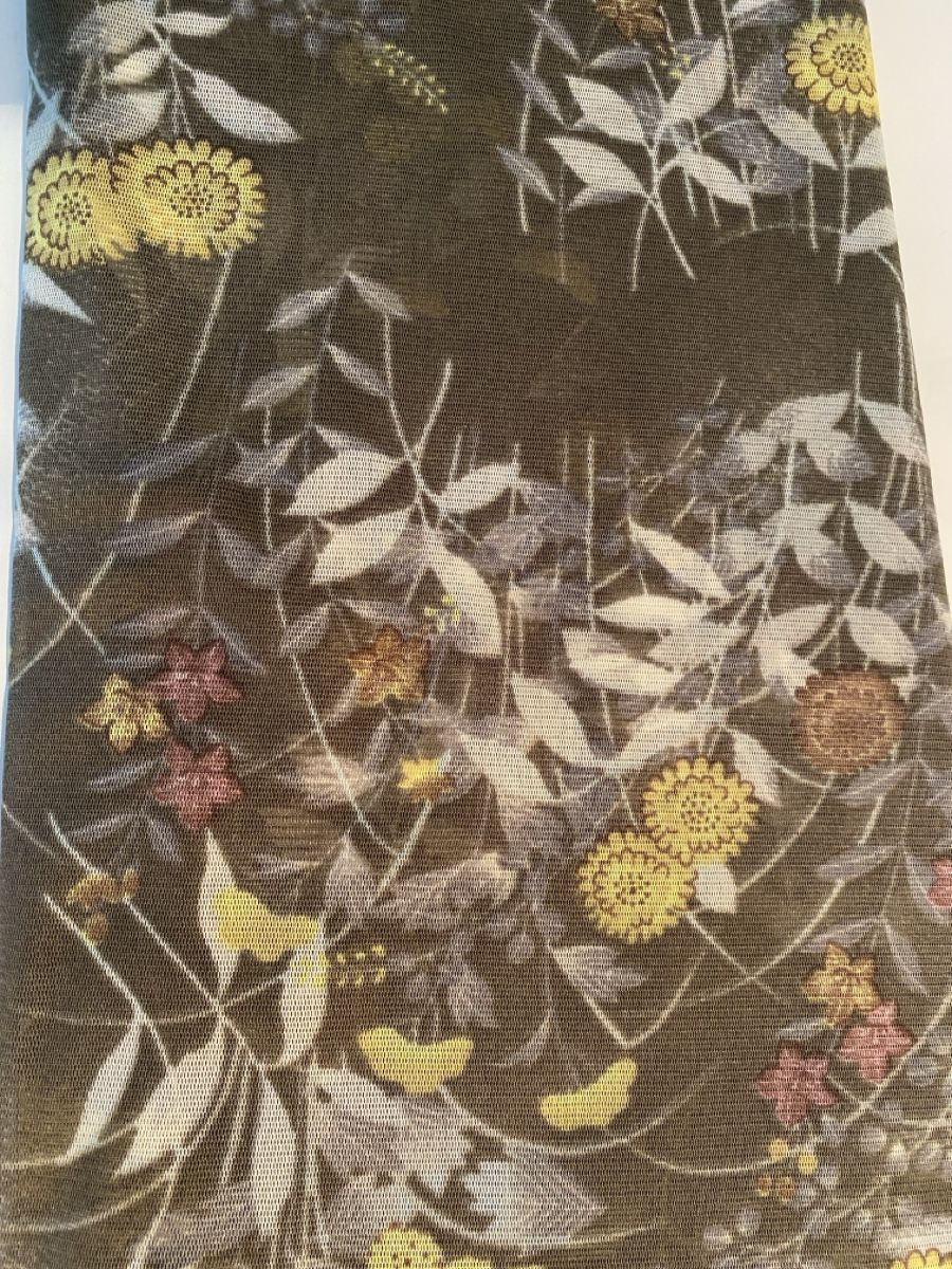 Tessuti: Stoff durchsichtig mit Blumenmuster ca 153-153 – Nuovo (secondo la descrizione) da Flawil venduto da sonnengeist 5