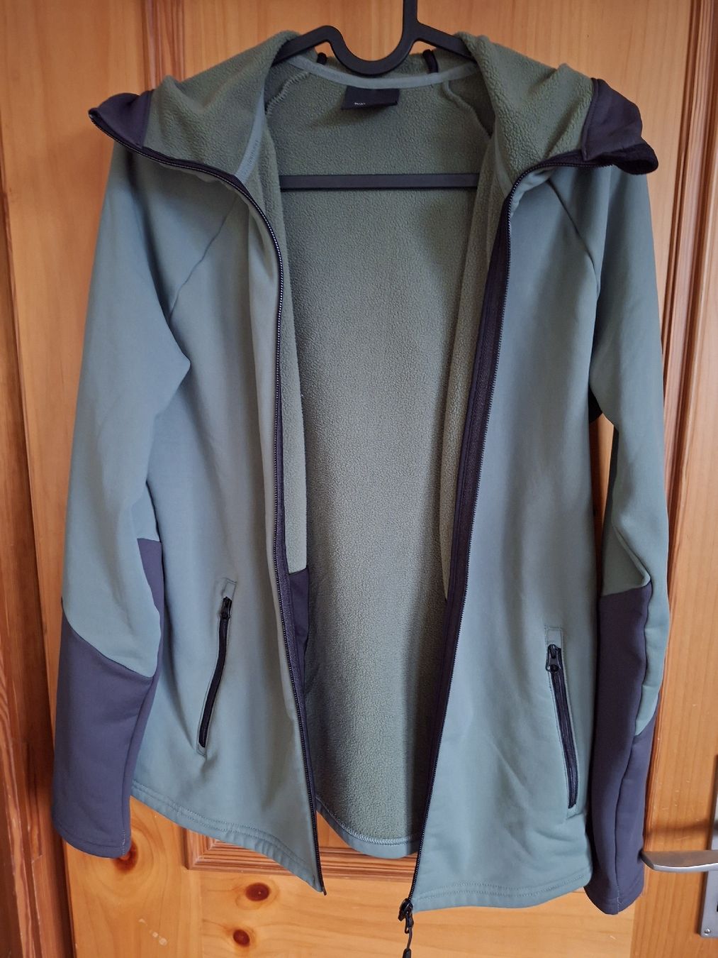 Peak Performance Vestes: Peak Performance Fleecejacke Damen Gr.M – D'occasion à Schüpfheim par lin_p7wr 2