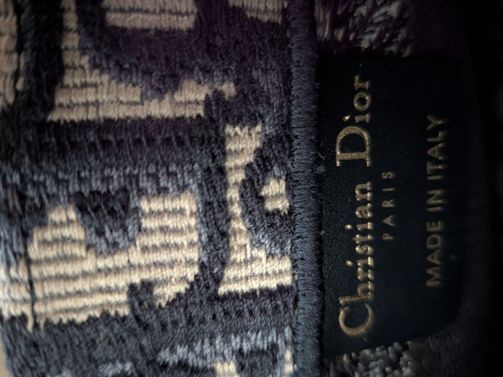 Dior Borse da donna: Christian Dior Book Tote Mini Bag with Strap – Nuovo (secondo la descrizione) da Morges venduto da dhi_y2qk 5