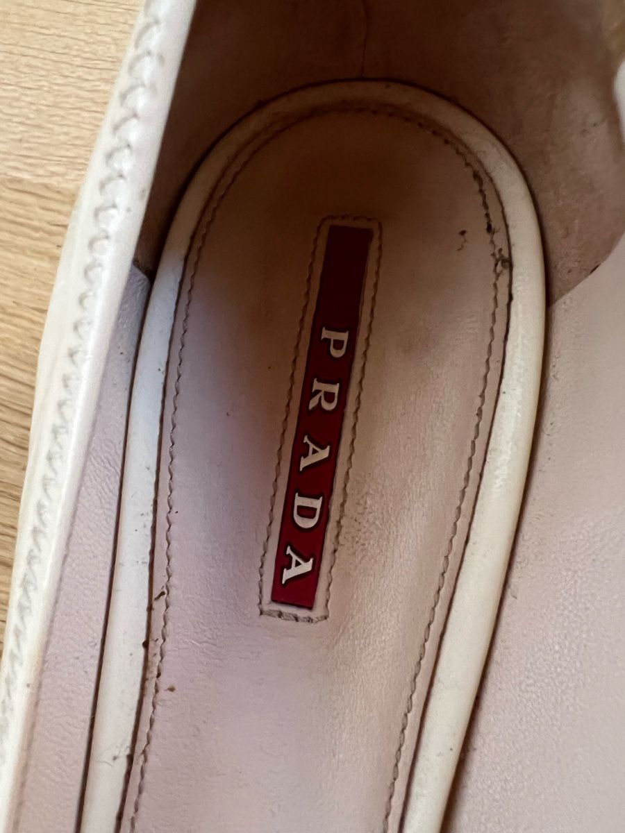 Prada Scarpe da donna: PRADA Peep Toe Patent Leather Beige Size 39 Used – Usato da Urdorf venduto da fre_8xmr 5